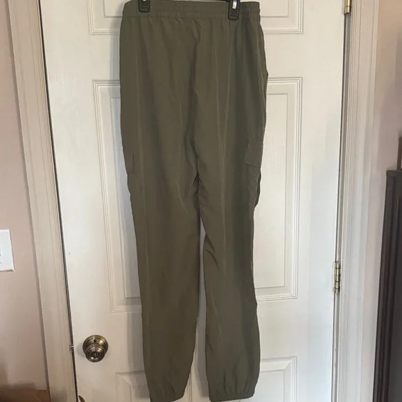 Love Tree Olive Green Cargo Joggers - Picture 2 of 4